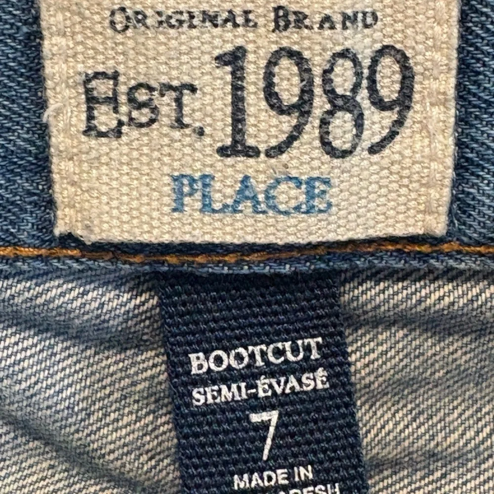 The Children’s Place Light Wash Denim Bootcut With Adjustable Waist Tabs- Size 7